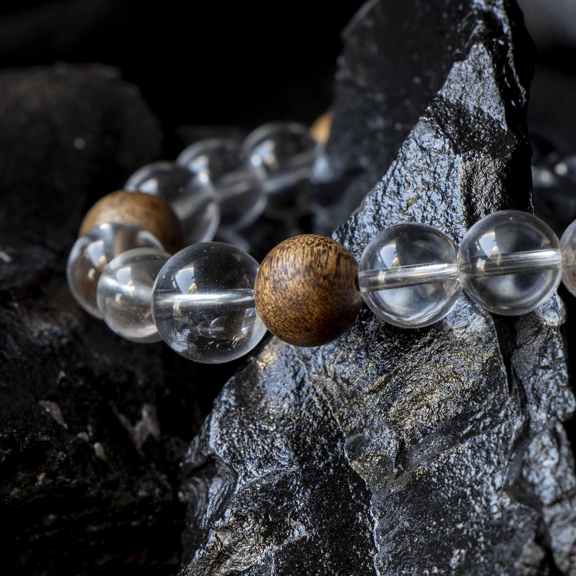 Auralyn Tarot The Hermit Clear Quartz Crystal Bracelet, 11–12mm Clear Quartz with 5 Evenly Spaced Agarwood Beads (Subtle Aroma), Handmade Meditation & Energy Jewelry for Clarity, Calm and Intention