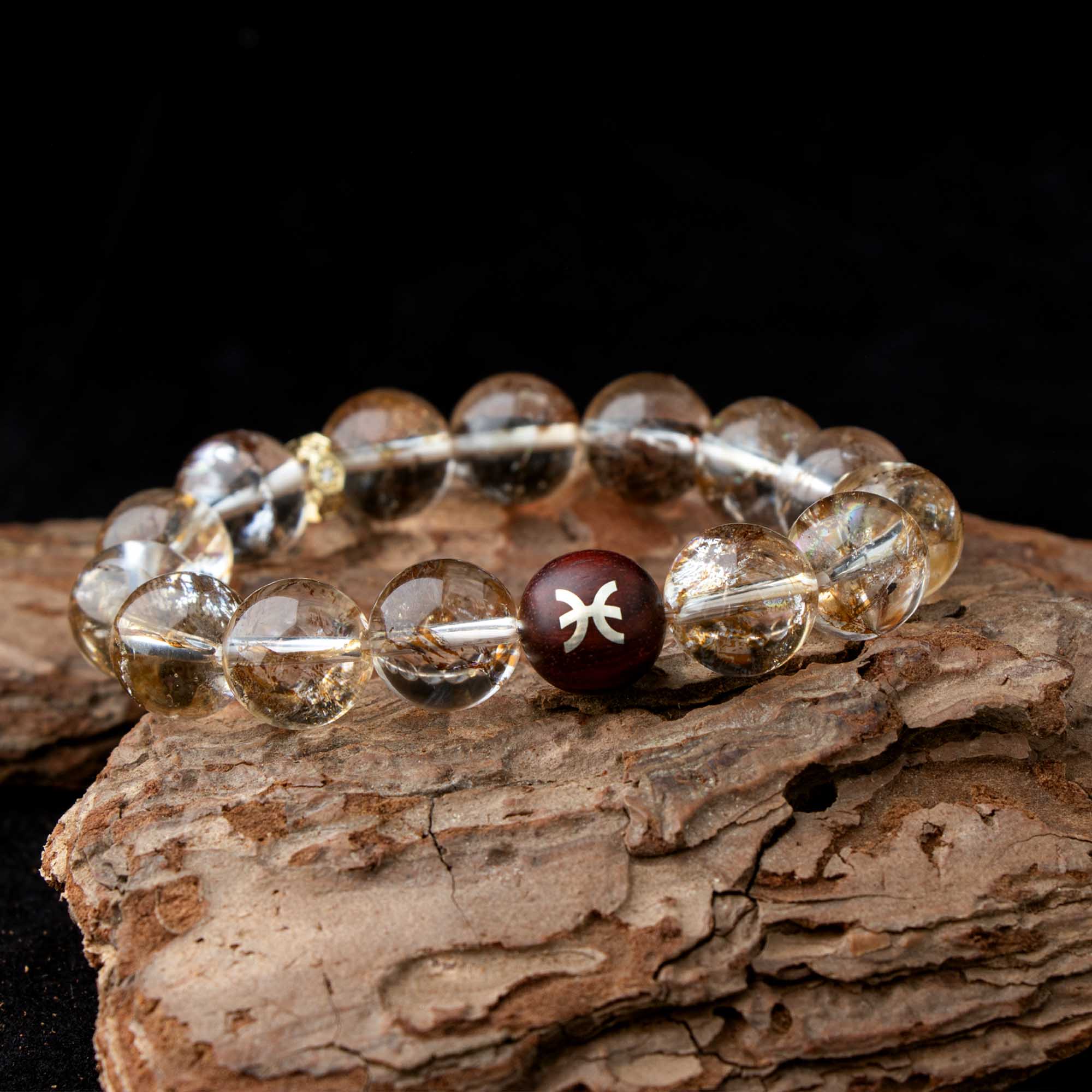 Auralyn Pisces Golden Bloom Crystal Bracelet, 12–13mm Gold-Foil Flower Quartz Beads with Sterling-Silver Inlaid Pisces Redwood Bead, Handmade Zodiac Energy Jewelry for Intuition, Love & Abundance