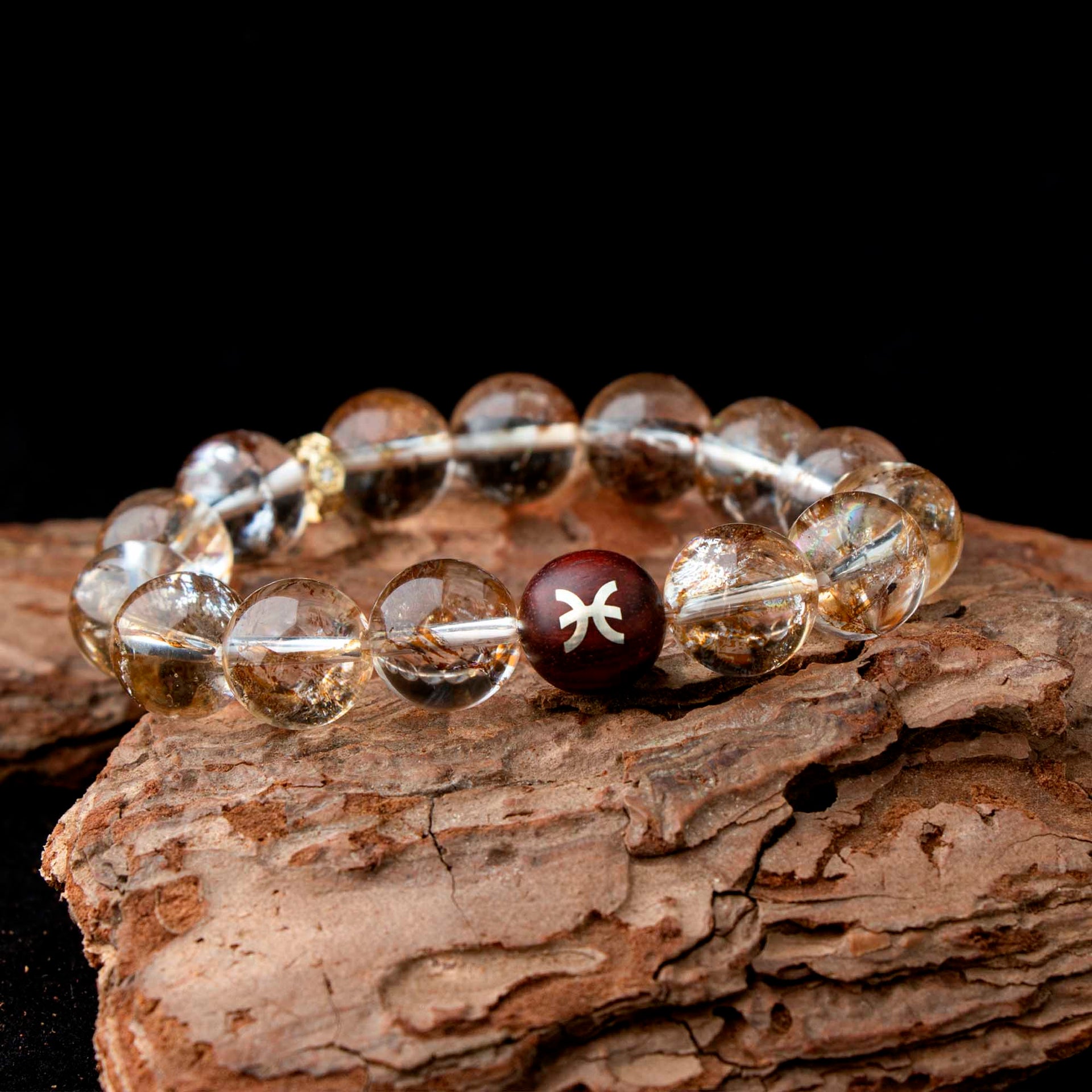 Auralyn Pisces Golden Bloom Crystal Bracelet, 12–13mm Gold-Foil Flower Quartz Beads with Sterling-Silver Inlaid Pisces Redwood Bead, Handmade Zodiac Energy Jewelry for Intuition, Love & Abundance