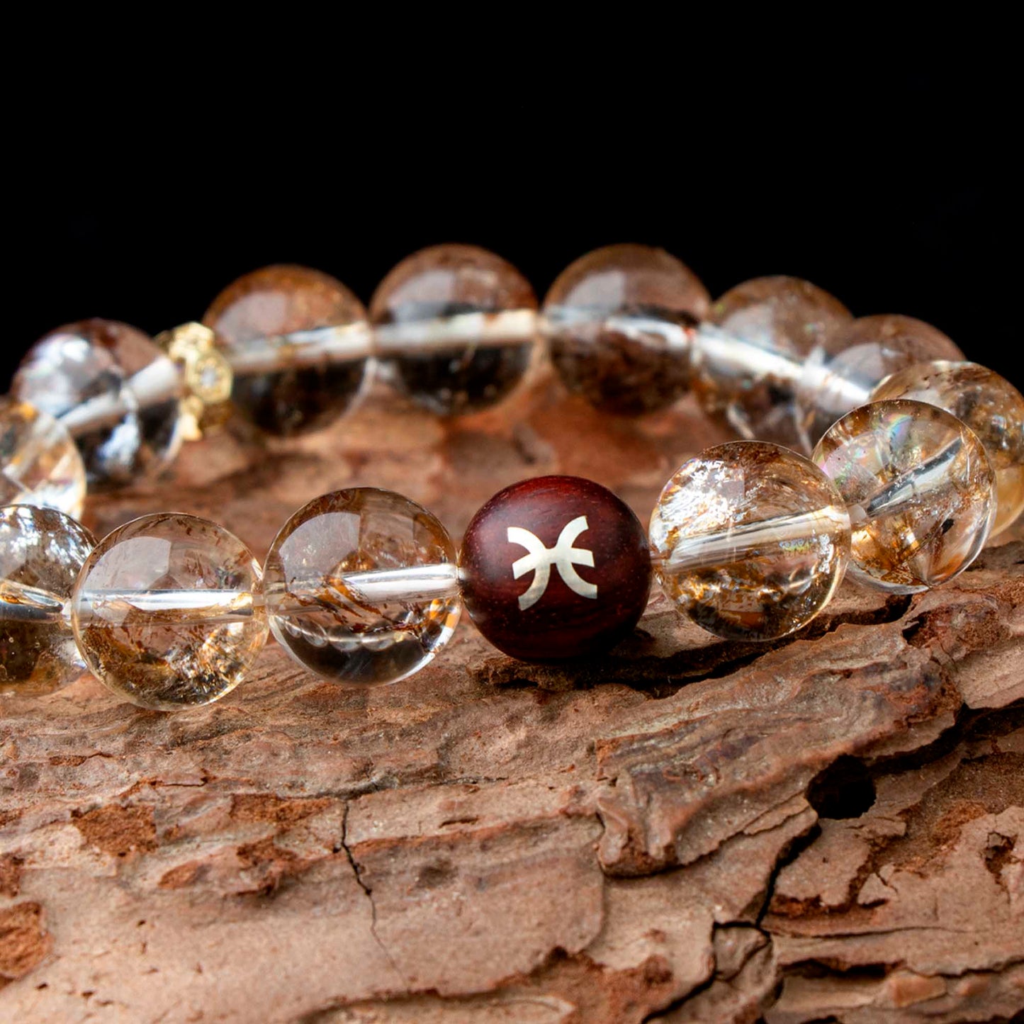 Auralyn Pisces Golden Bloom Crystal Bracelet, 12–13mm Gold-Foil Flower Quartz Beads with Sterling-Silver Inlaid Pisces Redwood Bead, Handmade Zodiac Energy Jewelry for Intuition, Love & Abundance