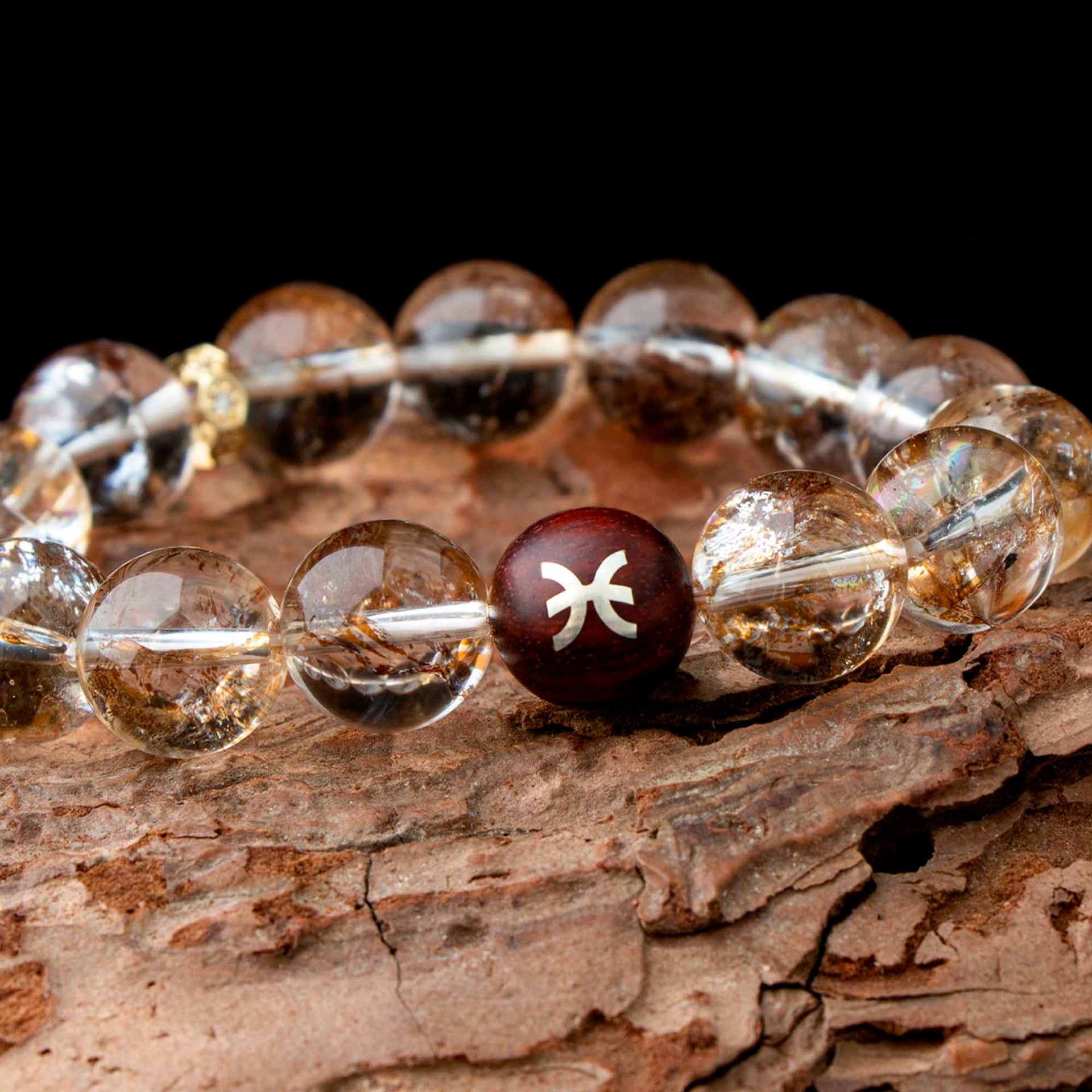 Auralyn Pisces Golden Bloom Crystal Bracelet, 12–13mm Gold-Foil Flower Quartz Beads with Sterling-Silver Inlaid Pisces Redwood Bead, Handmade Zodiac Energy Jewelry for Intuition, Love & Abundance