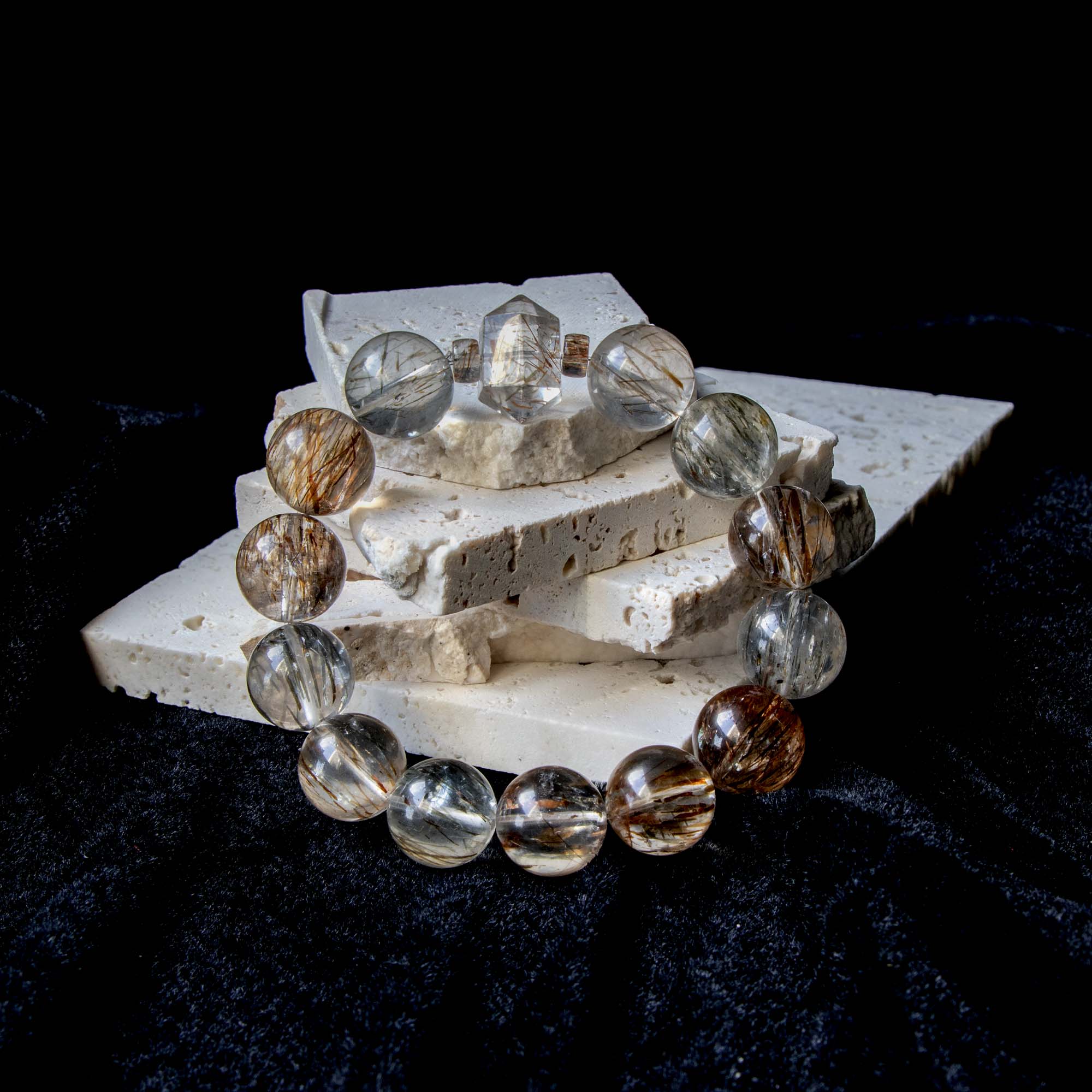 Auralyn Tarot The Magician Black-Gold Super Seven Crystal Bracelet, 13–14mm Super Seven with Tourmaline Rutilated Quartz & Raw Irregular Super Seven Accent, Natural Minerals, Handmade Energy Jewelry