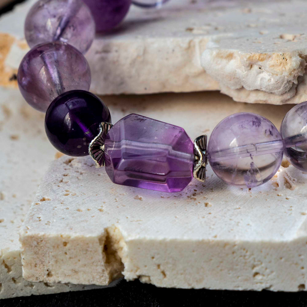Auralyn Capricorn Amethyst Ascend Crystal Bracelet, 13–14mm Gradient Amethyst Beads with Irregular Amethyst, Tibetan Silver Spacers & Sterling Silver Capricorn Inlaid Redwood Bead, Handmade Zodiac Energy Jewelry for Wisdom & Success
