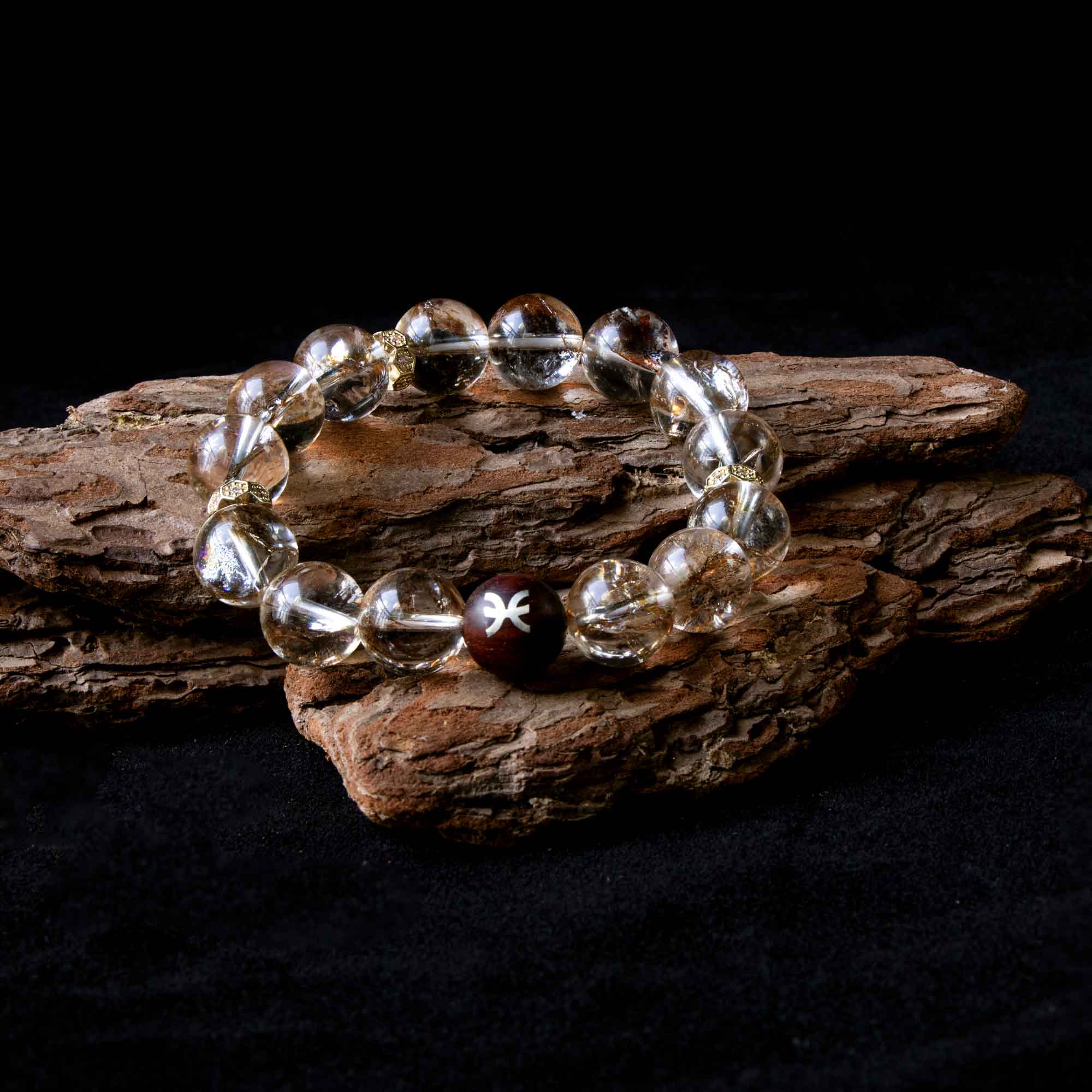 Auralyn Pisces Golden Bloom Crystal Bracelet, 12–13mm Gold-Foil Flower Quartz Beads with Sterling-Silver Inlaid Pisces Redwood Bead, Handmade Zodiac Energy Jewelry for Intuition, Love & Abundance