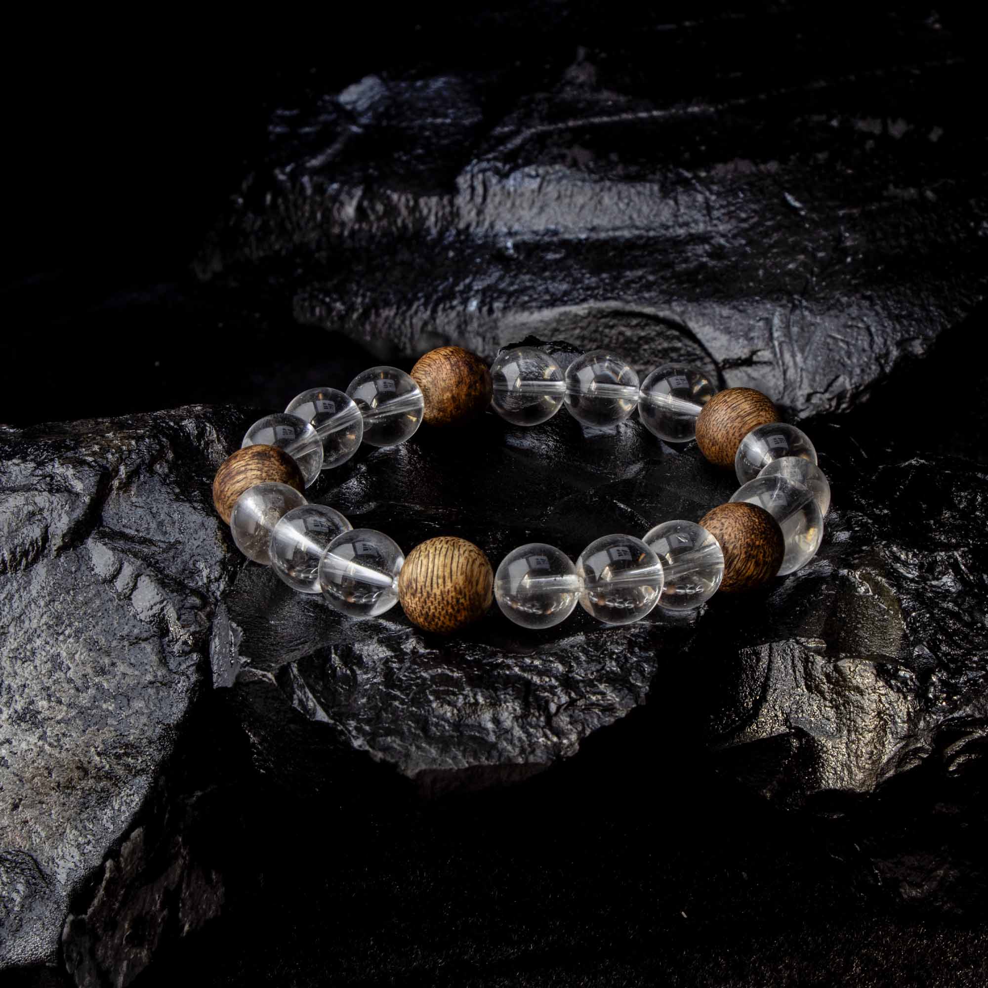 Auralyn Tarot The Hermit Clear Quartz Crystal Bracelet, 11–12mm Clear Quartz with 5 Evenly Spaced Agarwood Beads (Subtle Aroma), Handmade Meditation & Energy Jewelry for Clarity, Calm and Intention