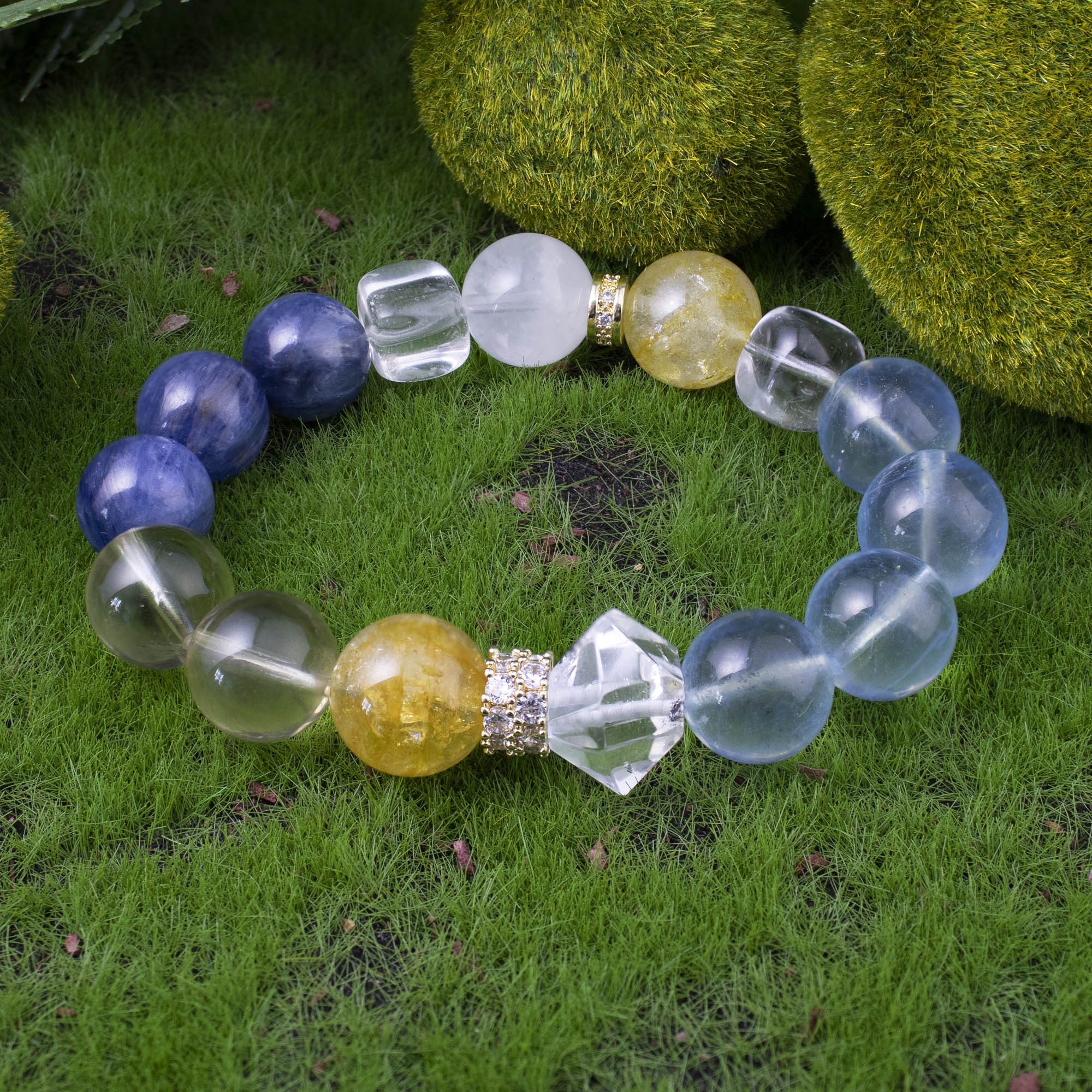 オーラリン タロット テンペランス ブルーゴールド クリスタルブレスレット、13～14mm カイヤナイト、アクアマリン、ホワイトファントム、シトリン、ゴールデンフラワーアゲート、ハーキマースタイルのイレギュラー＆シュガーキューブアクセント、ゴールドメッキスペーサー、ハンドメイドエネルギージュエリー