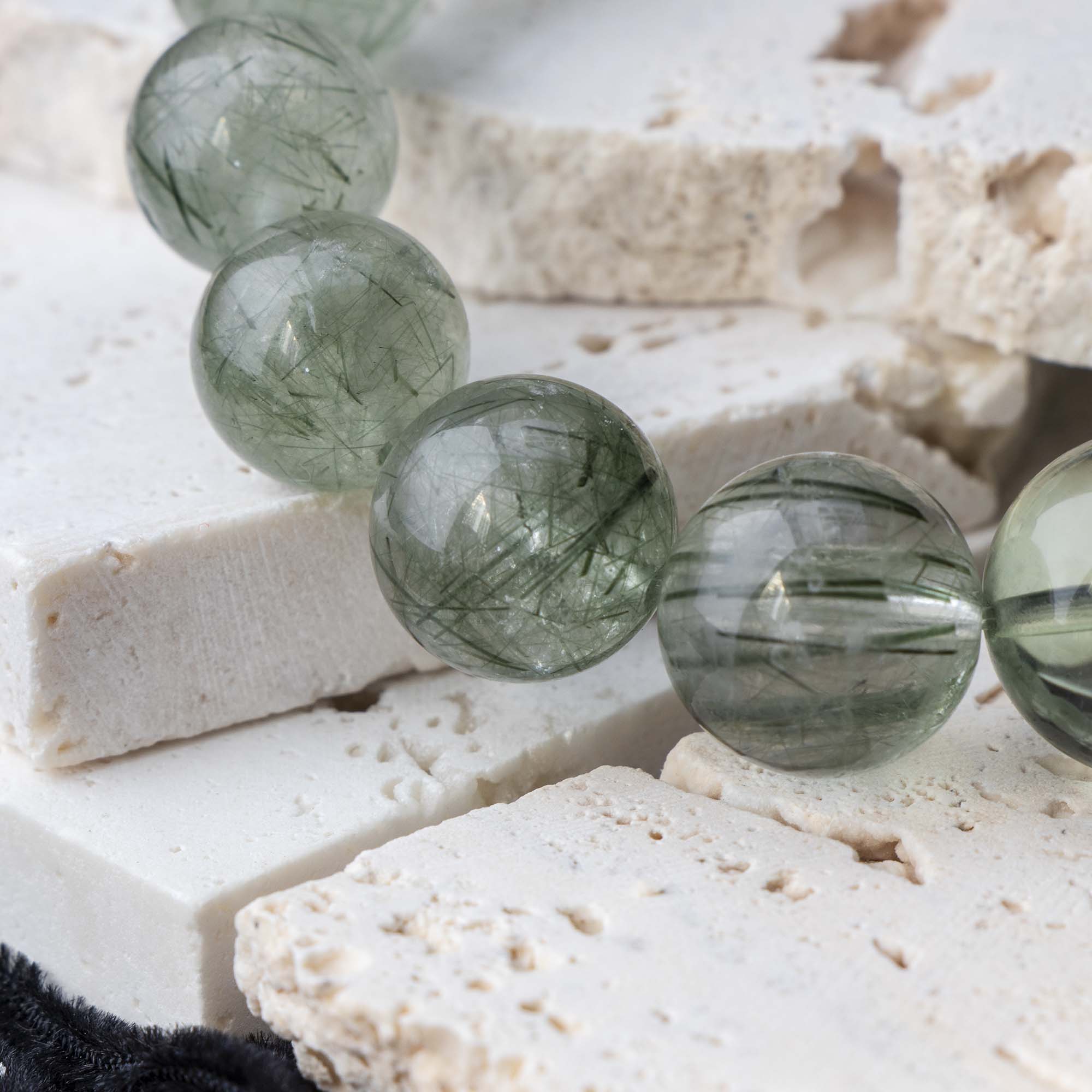 Auralyn Tarot Temperance Green Rutilated Quartz Bracelet, 13–14mm Dark & Light Green Rutilated Gradient with 16mm Green Quartz Center and Clear Quartz Runner Ring, Handmade Crystal Energy Jewelry for Balance & Growth